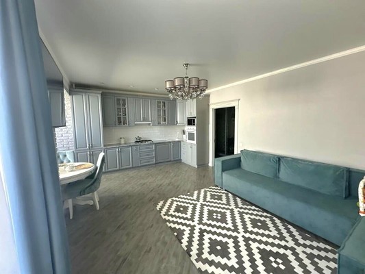 Продам трехкомнатную (3-комн.) квартиру, Октябрьская ул, 59, Тихорецк г