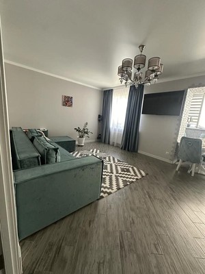 Продам трехкомнатную (3-комн.) квартиру, Октябрьская ул, 59, Тихорецк г