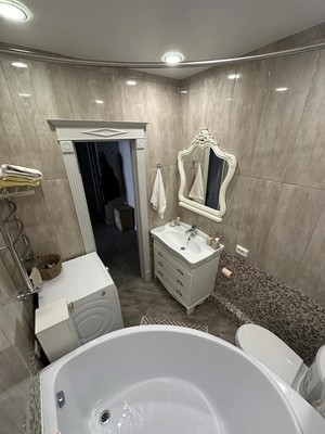 Продам трехкомнатную (3-комн.) квартиру, Октябрьская ул, 59, Тихорецк г