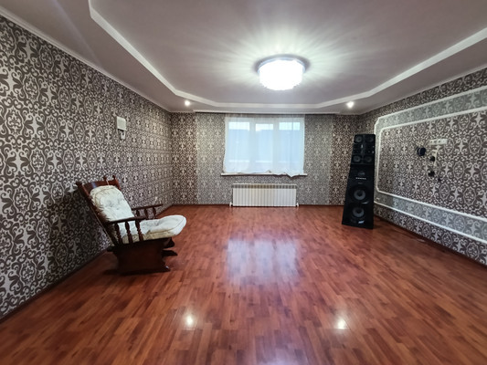 Продам коттедж, 2425 км, Ишим г, 0 км от города