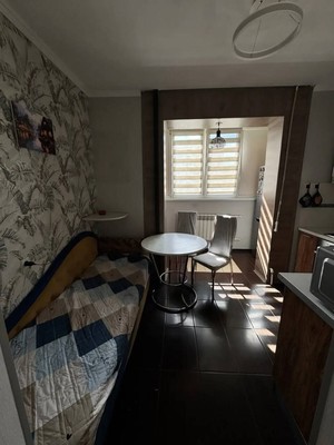 Продам однокомнатную (1-комн.) квартиру, Ковыльная ул, 44, Симферополь г
