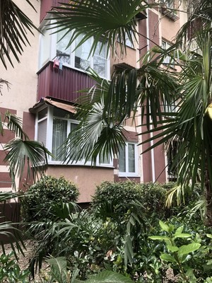 Продам трехкомнатную (3-комн.) квартиру, Цветной бульвар (Центральный р-н) ул, 19, Сочи г