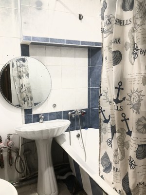Продам трехкомнатную (3-комн.) квартиру, Цветной бульвар (Центральный р-н) ул, 19, Сочи г