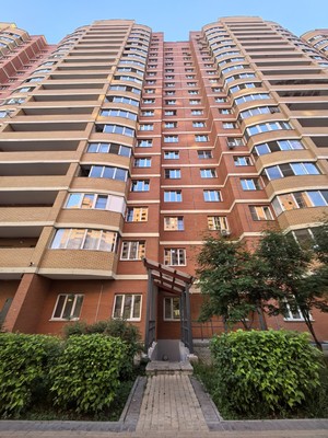 Продам двухкомнатную (2-комн.) квартиру, 10, СНТ Щербинка тер