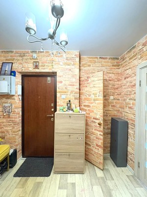 Продам двухкомнатную (2-комн.) квартиру, Земская ул, 21, Чехов г