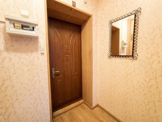 Продам двухкомнатную (2-комн.) квартиру, Ленина пр-кт, 27, Новороссийск г