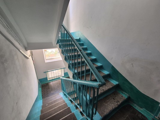 Продам двухкомнатную (2-комн.) квартиру, Ленина пр-кт, 27, Новороссийск г