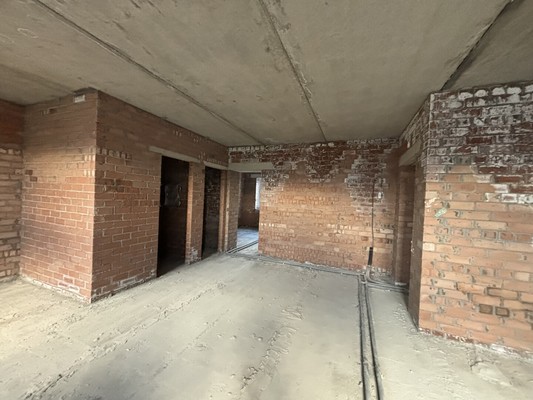 Продам трехкомнатную (3-комн.) квартиру, Колхозная ул, 16, Сыктывкар г