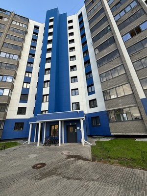 Продам трехкомнатную (3-комн.) квартиру, Колхозная ул, 16, Сыктывкар г
