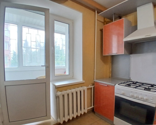 Продам однокомнатную (1-комн.) квартиру, Зубковой ул, 27к2, Рязань г