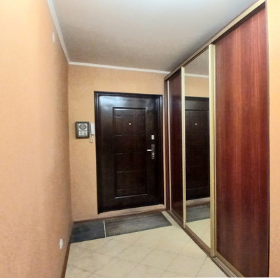 Продам однокомнатную (1-комн.) квартиру, Зубковой ул, 27к2, Рязань г