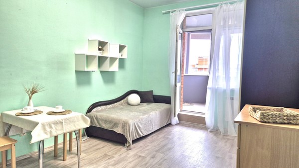 Продам однокомнатную (1-комн.) квартиру, Хохлова ул, 8, Гатчина г