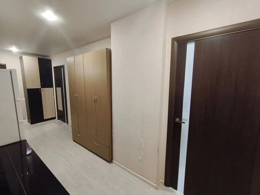 Продам трехкомнатную (3-комн.) квартиру, Ленина ул, 25, Октябрьский рп