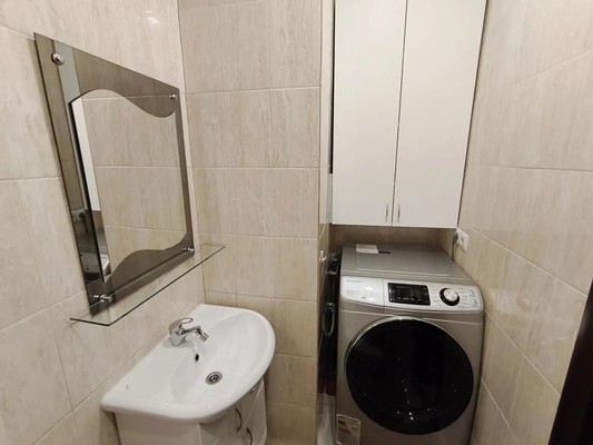 Продам трехкомнатную (3-комн.) квартиру, Ленина ул, 25, Октябрьский рп