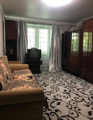 Продам однокомнатную (1-комн.) квартиру, Совхозная ул, 4А, Симферополь г