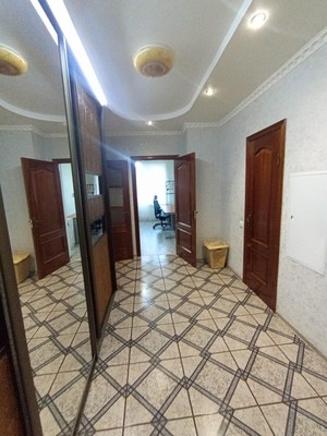 Продам двухкомнатную (2-комн.) квартиру, З.Космодемьянской ул, 5, Химки г