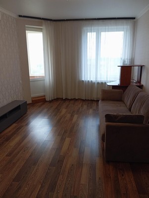 Продам двухкомнатную (2-комн.) квартиру, З.Космодемьянской ул, 5, Химки г