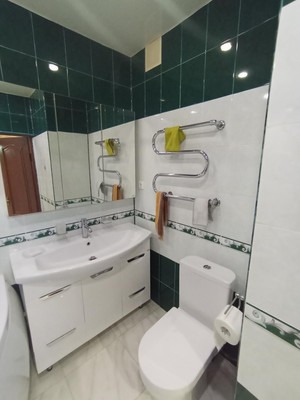 Продам двухкомнатную (2-комн.) квартиру, З.Космодемьянской ул, 5, Химки г