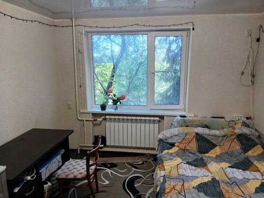 Продам комнату в 4-комн. квартире, Матвеева ул, 20, Армавир г