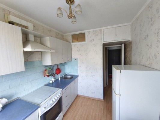 Продам однокомнатную (1-комн.) квартиру, Московский пр-кт, 76, Калининград г
