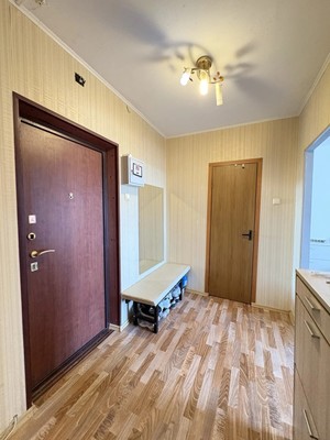 Продам однокомнатную (1-комн.) квартиру, Земская ул, 5, Чехов г