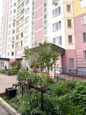 Продам однокомнатную (1-комн.) квартиру, Земская ул, 5, Чехов г