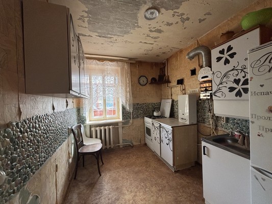 Продам двухкомнатную (2-комн.) квартиру, Зеленая ул, 64, Афонино д