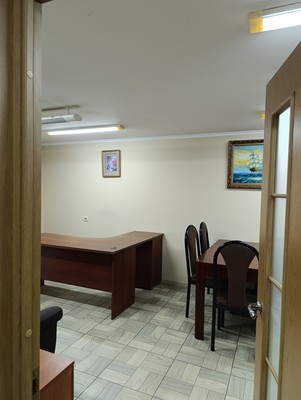 Сдам офисное помещение 40,5 м2, Имени Ю. Гагарина парк, 7, Калининград г