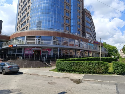 Продам коммерческое помещение 772,1 м2, 1812 года ул, 126, Калининград г