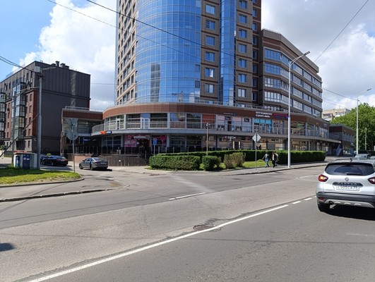 Продам коммерческое помещение 772,1 м2, 1812 года ул, 126, Калининград г
