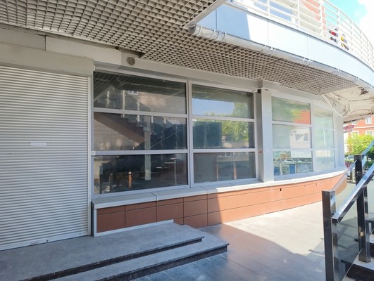 Продам коммерческое помещение 772,1 м2, 1812 года ул, 126, Калининград г
