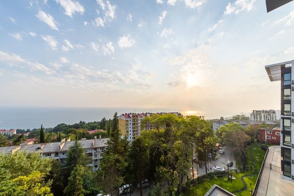 Продам двухкомнатную (2-комн.) квартиру, Курортный (Хостинский р-н) пр-кт, 96г, Сочи г