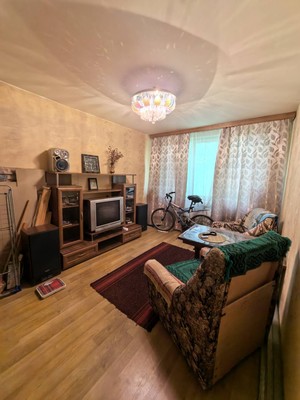 Продам двухкомнатную (2-комн.) квартиру, Кустодиева ул, 12А, Санкт-Петербург г