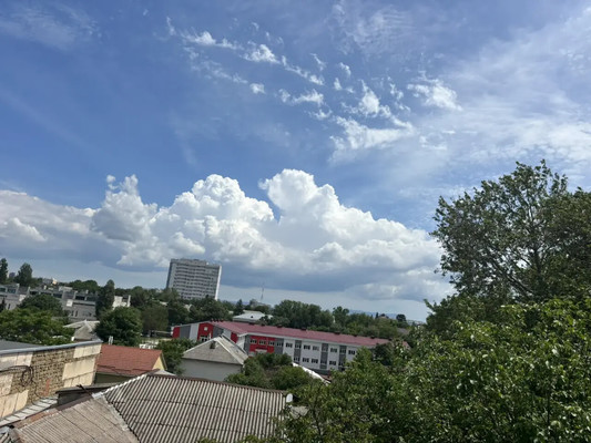 Продам двухкомнатную (2-комн.) квартиру, Ленина б-р, 15/1, Симферополь г
