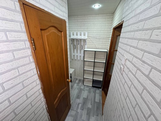 Продам двухкомнатную (2-комн.) квартиру, Ленинградская ул, 67, Комсомольск-на-Амуре г