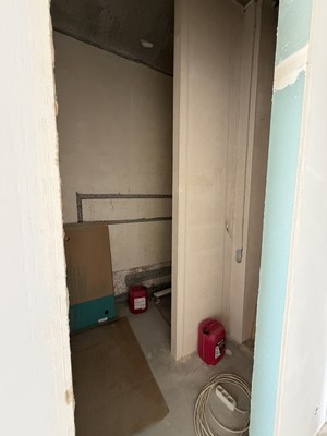 Продам трехкомнатную (3-комн.) квартиру, Мира ул, 46к2, Пенза г