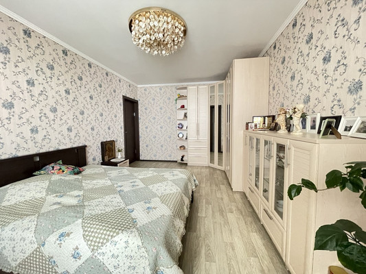 Продам трехкомнатную (3-комн.) квартиру, Солнечная ул, 15, Говорово д