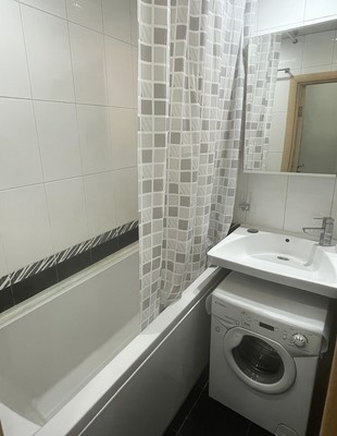 Сдам двухкомнатную (2-комн.) квартиру, Самаркандский б-р, 6к3, Москва г