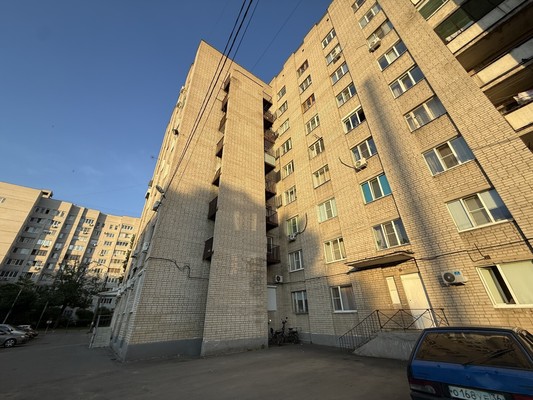 Продам комнату в 8-комн. квартире, 3 Интернационала ул, 57, Воронеж г