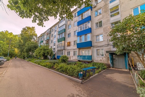 Продам однокомнатную (1-комн.) квартиру, Карпинского ул, 19, Пенза г