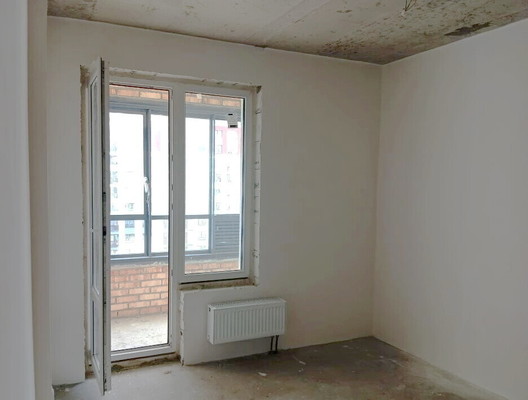 Продам двухкомнатную (2-комн.) квартиру, Славы б-р, 9к2, Янино-1 гп