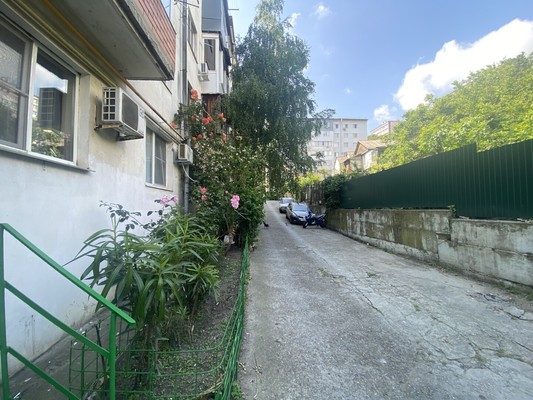 Продам двухкомнатную (2-комн.) квартиру, Рабфаковская ул, 36, Туапсе г