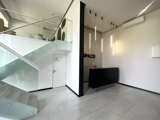 Продам трехкомнатную (3-комн.) квартиру, Гагарина б-р, 67, Пермь г