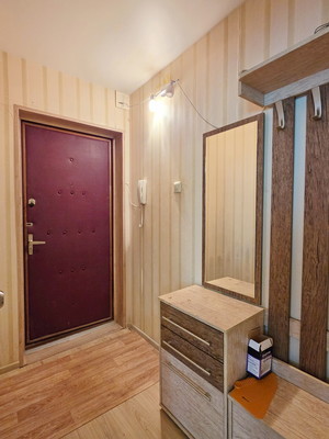 Продам двухкомнатную (2-комн.) квартиру, Советская ул, 112, Глазово д