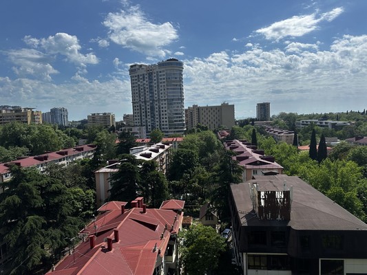 Продам трехкомнатную (3-комн.) квартиру, Роз (Центральный р-н) ул, 52, Сочи г