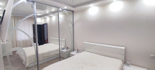 Продам двухкомнатную (2-комн.) квартиру, Беспалова ул, 13, Симферополь г