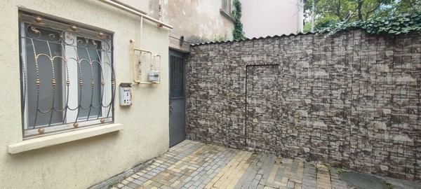 Продам двухкомнатную (2-комн.) квартиру, Беспалова ул, 13, Симферополь г