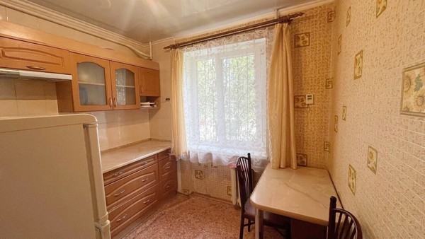 Продам однокомнатную (1-комн.) квартиру, Мичурина ул, 10, Симферополь г