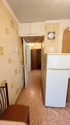 Продам однокомнатную (1-комн.) квартиру, Мичурина ул, 10, Симферополь г