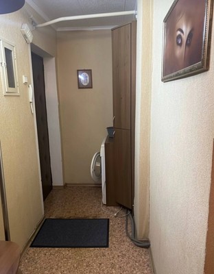 Продам однокомнатную (1-комн.) квартиру, Мичурина ул, 10, Симферополь г